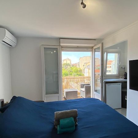 Superbe Studio Proche Palais Et Plages A Pieds Cannes Exterior photo