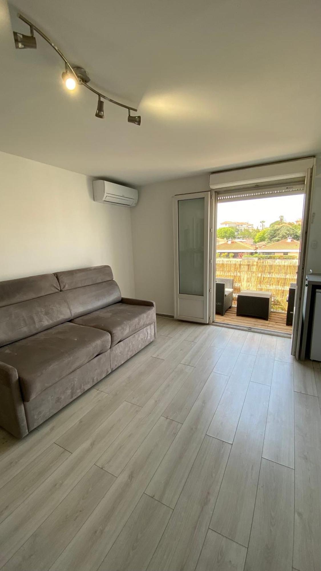 Superbe Studio Proche Palais Et Plages A Pieds Cannes Exterior photo